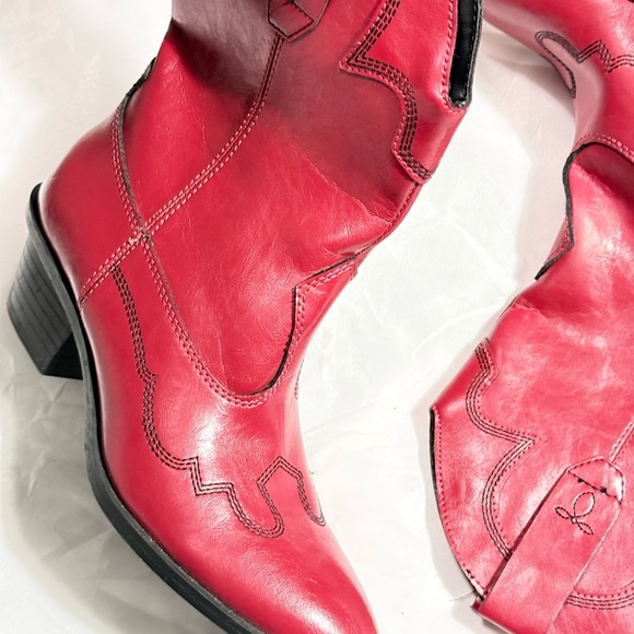 Bershka Red Western-Inspired Ankle Booties - Picture 2 of 4